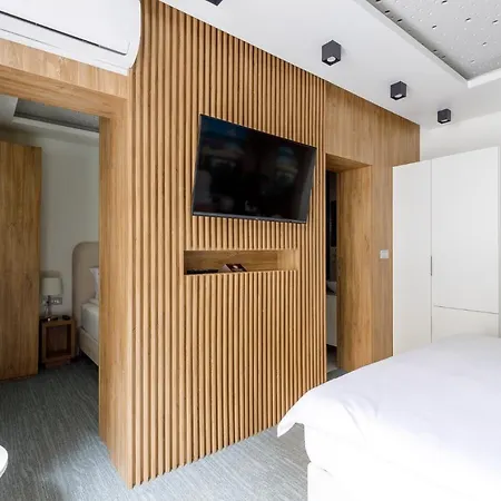 Ferhadija 31 Old Town