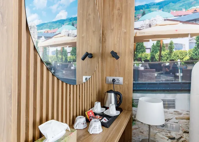 ゲストハウス Ferhadija 31 Old Town 4*