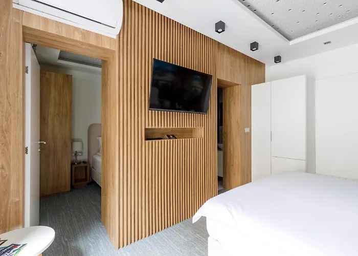 Ferhadija 31 Old Town