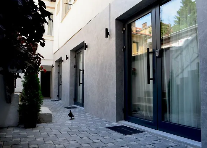 Ferhadija 31 Old Town 4*