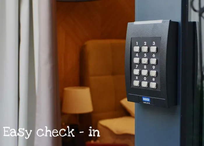 ゲストハウス Ferhadija 31 Old Town 4*